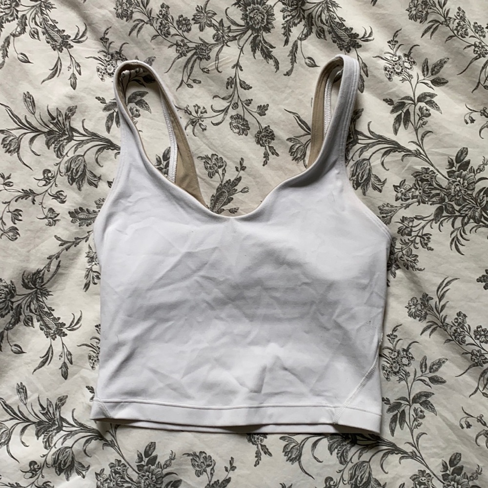 White align tank